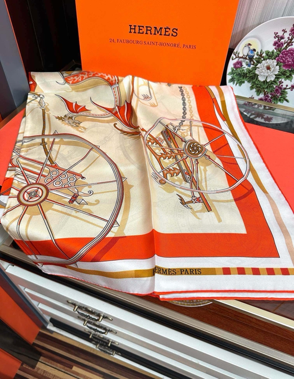 ブランドマフラー細部ディテール